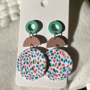 earrings (dangle)